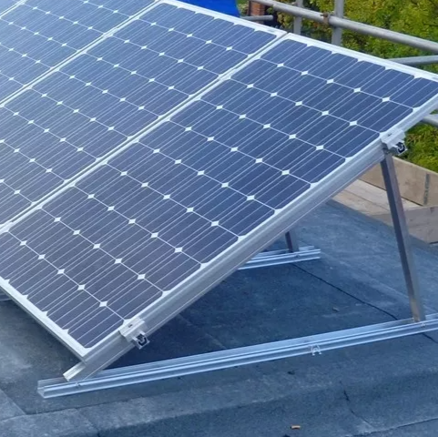Quelle est la quantité d'énergie que les petits panneaux solaires produisent-ils?