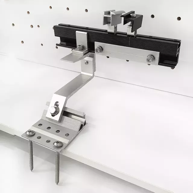 Les panneaux solaires endommagent-ils la toiture ? Mythes et faits que les propriétaires devraient connaître