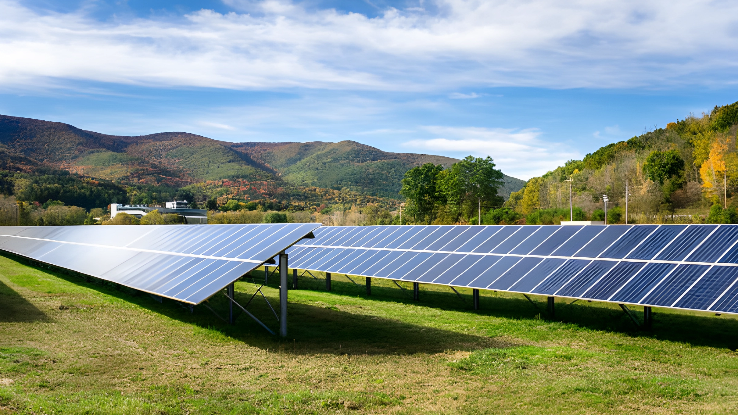 Systèmes solaires montés au sol vs montés sur le toit: qui convient à votre projet?