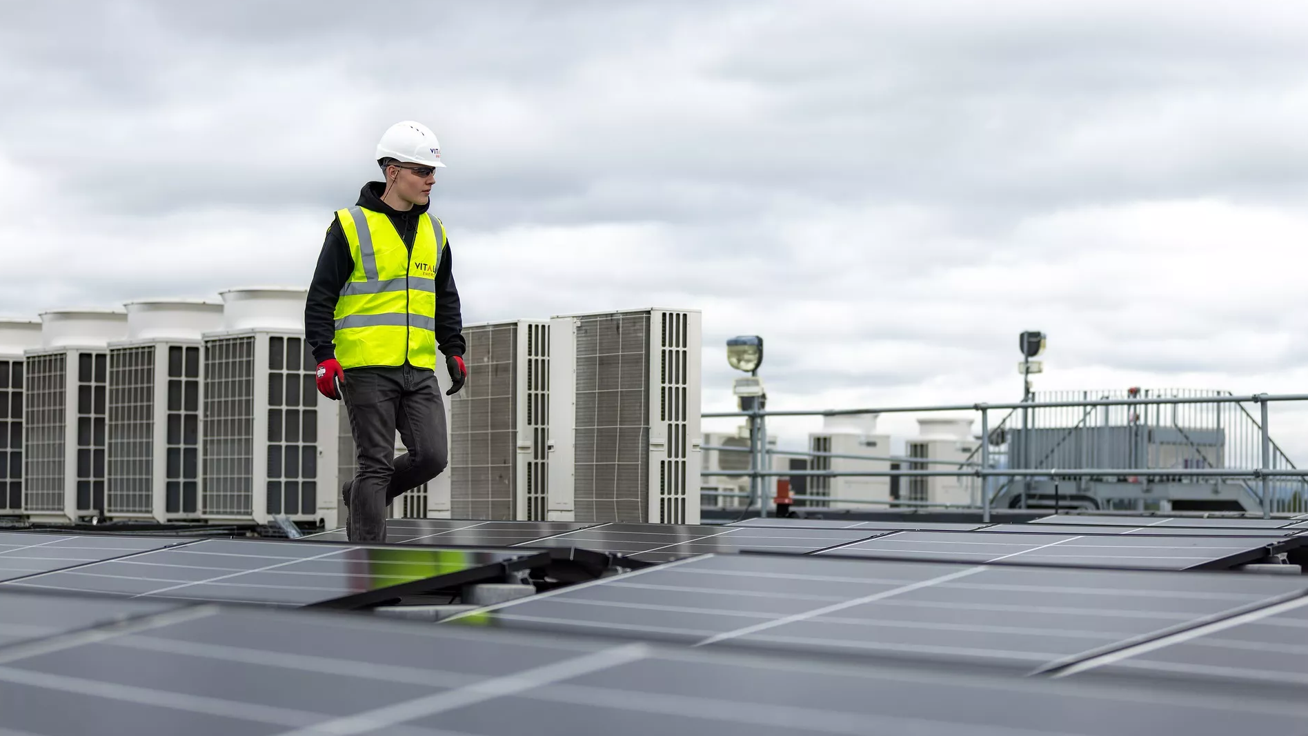 Montage solaire pour les marchés mondiaux : certification et normes que vous devez connaître